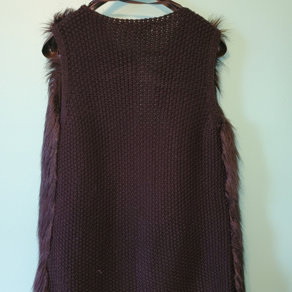 Cozy Vest - Picture 2 of 2